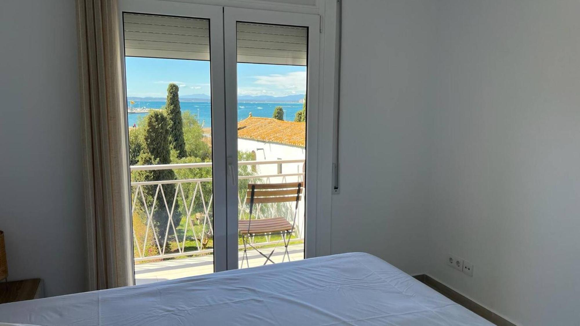 Apartamento Frente Al Mar โรเซส ภายนอก รูปภาพ
