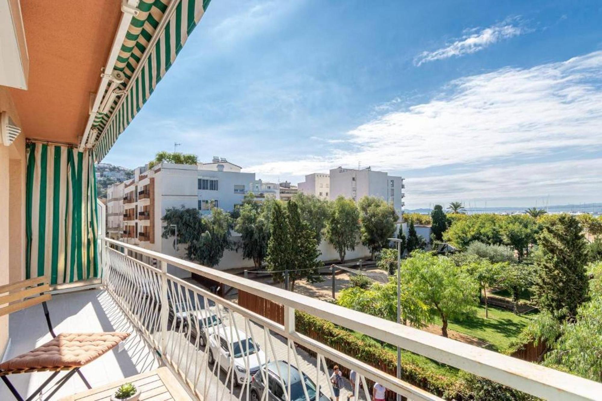 Apartamento Frente Al Mar โรเซส ภายนอก รูปภาพ
